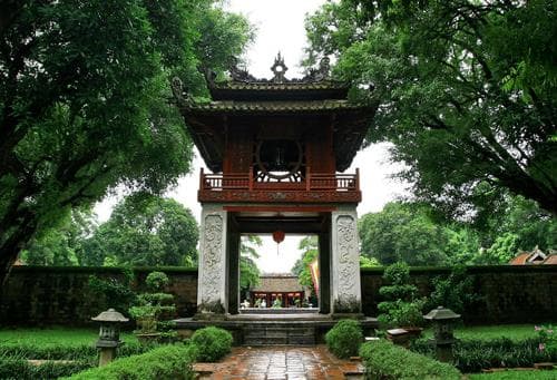 Vé máy bay Huế đi Hà Nội giá rẻ