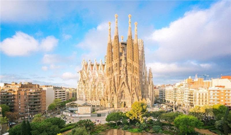 Vé máy bay đi Barcelona