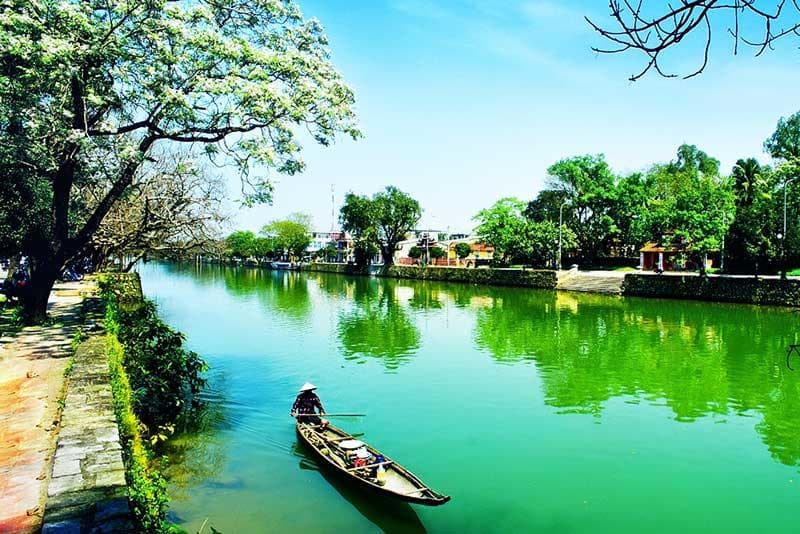 Vé máy bay Hà Nội đi Huế giá rẻ