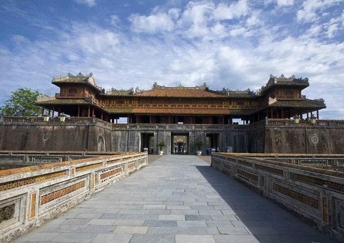 Vé máy bay Pleiku đi Huế giá rẻ