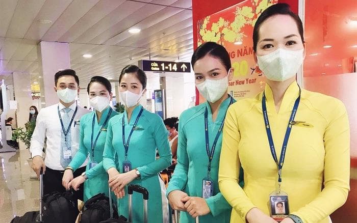 Bắt buộc hành khách phải đeo khẩu trang khi ngồi trên máy bay
