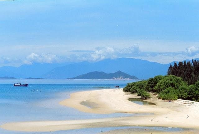 Vé máy bay đi Khánh Hòa giá rẻ