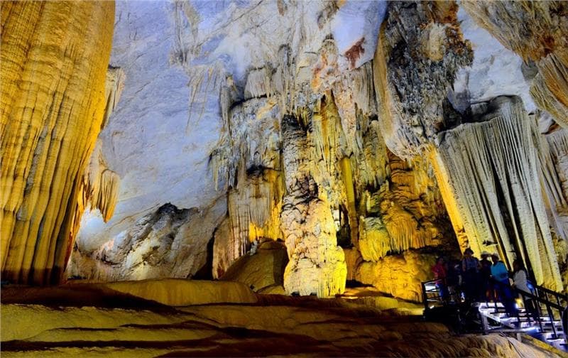 Quảng Bình - Tour ghép - Tham quan Động Thiên Đường - 1 Ngày- Code 590