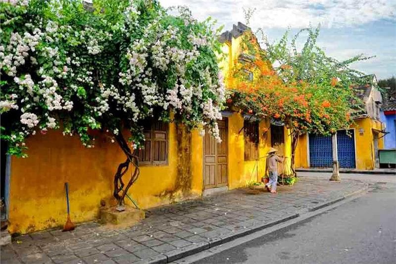 Vẻ đẹp phố cổ Hội An theo năm tháng
