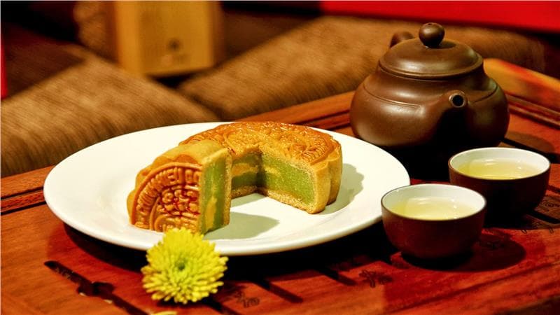 Công thức làm bánh trung thu nhân đậu xanh đơn giản tại nhà