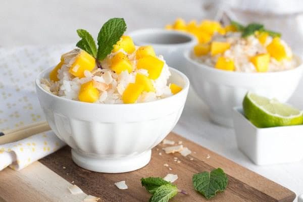 Thưởng thức món xôi xoài Thái Lan thơm ngon hấp dẫn