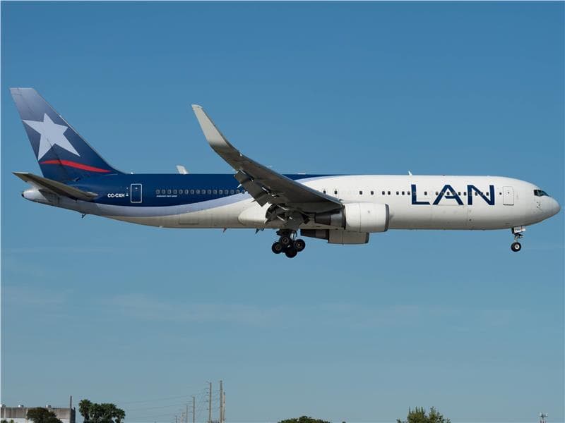 Máy bay Boeing 767