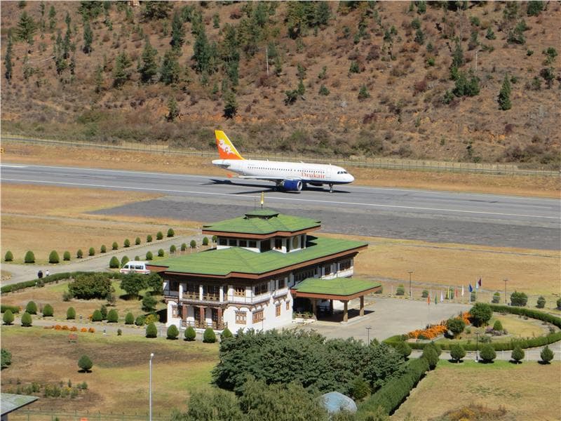 Sân bay Paro - Bhutan