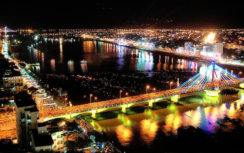 Đặt Vé máy bay đi Đà Nẵng giá rẻ