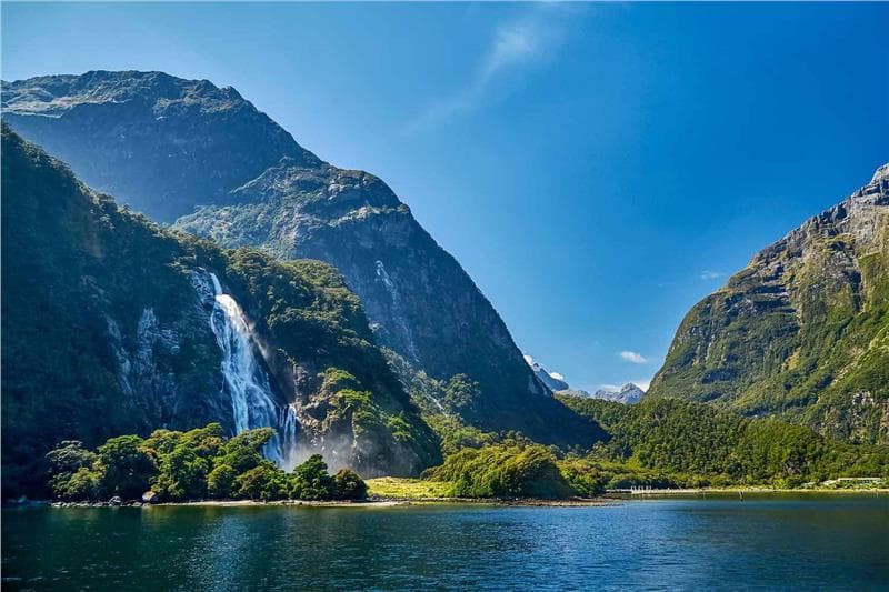 Vé máy bay giá rẻ đi New Zealand