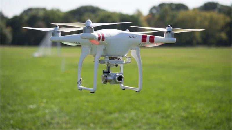Thiết bị flycam có được phép mang lên máy bay hay không?